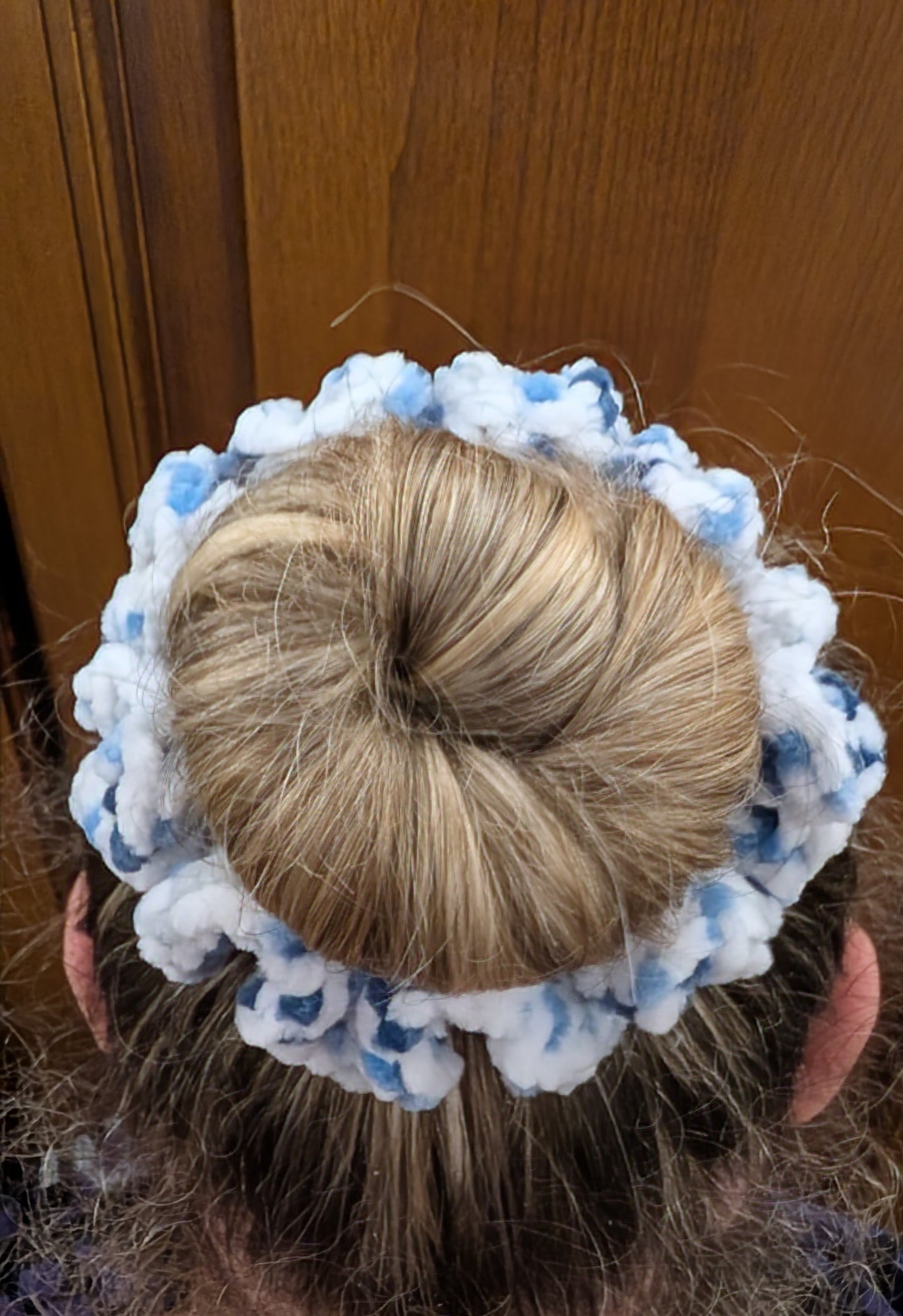 Artic sky scrunchie