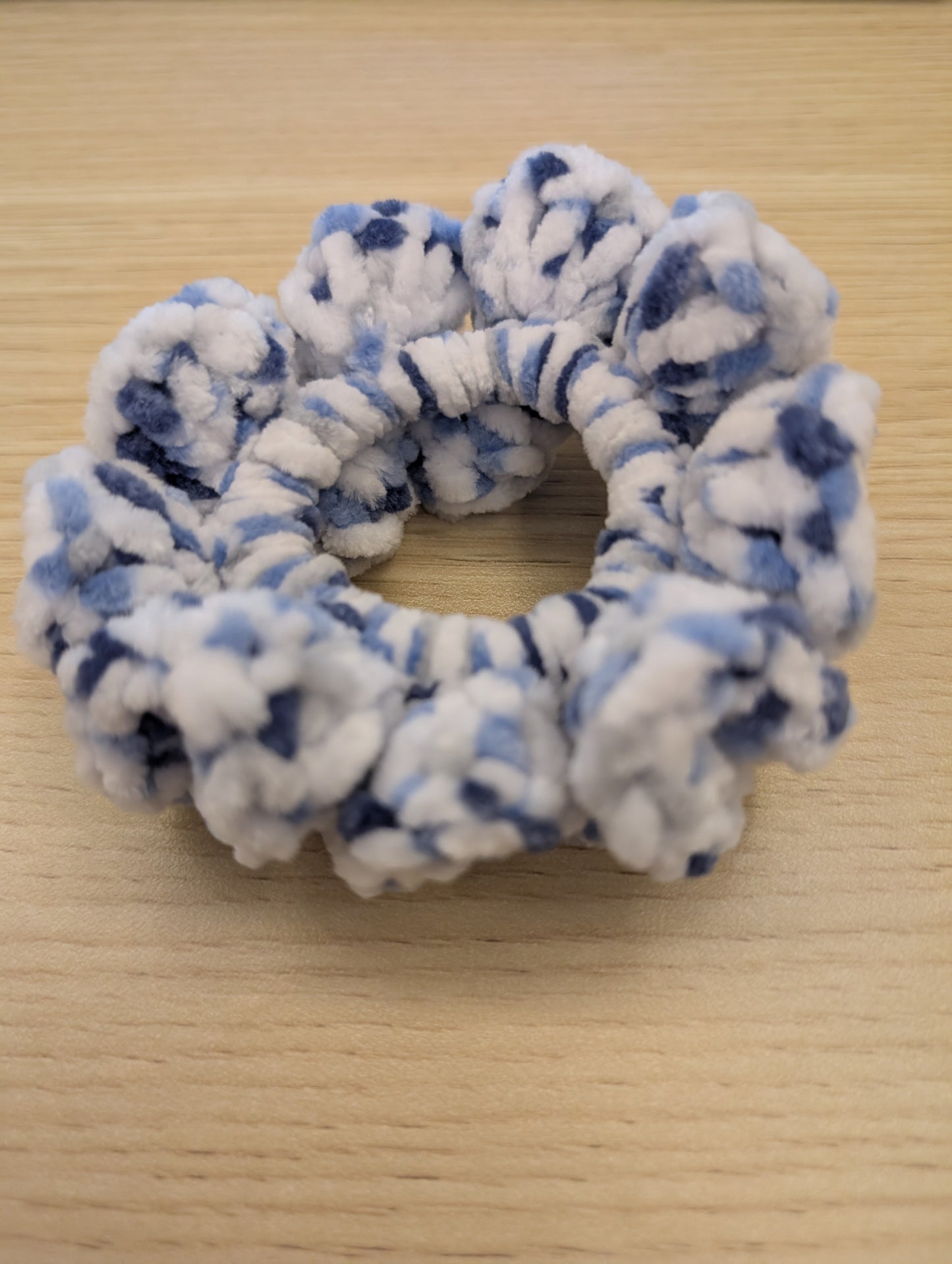 Artic sky scrunchie